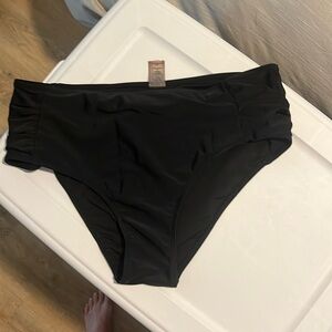 Black lady swim bottoms